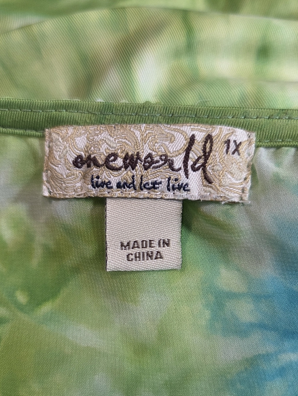 One World Green Blue White Flutter Sleeve Handkerchief Hemline Lined Blouse 1X - Picture 9 of 12
